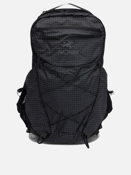 ARC'TERYX エアリオス18 SS26 バックパック　黒アークテリクス Arc'teryx 