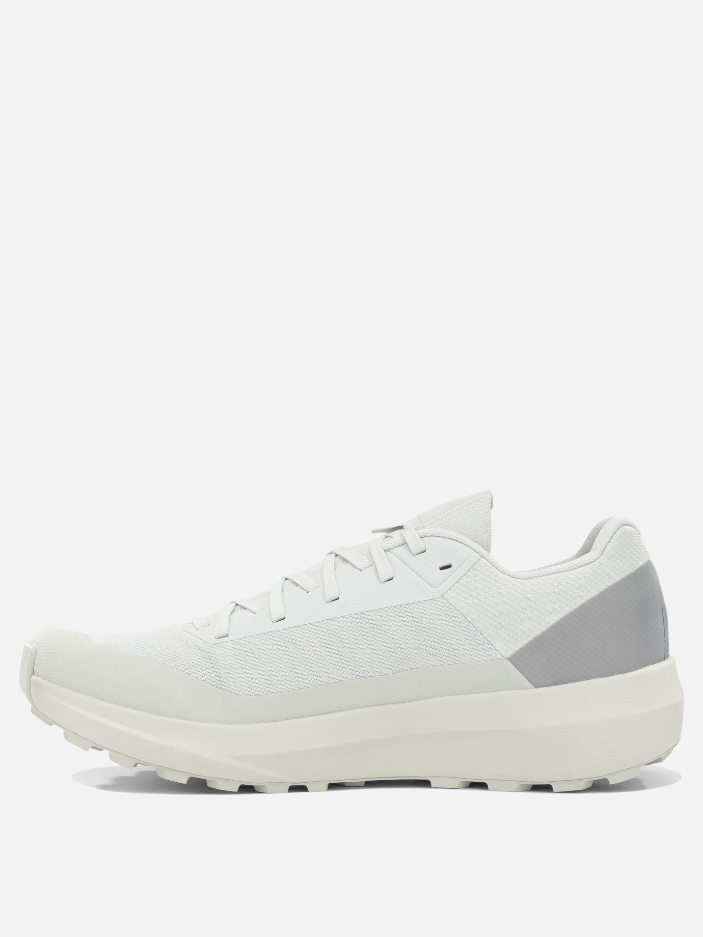 Low top sneakers 100% fabric - 100% rubber  White - Arc'teryx Men | PDP | VIETTI Online Store | thumbnail_3
