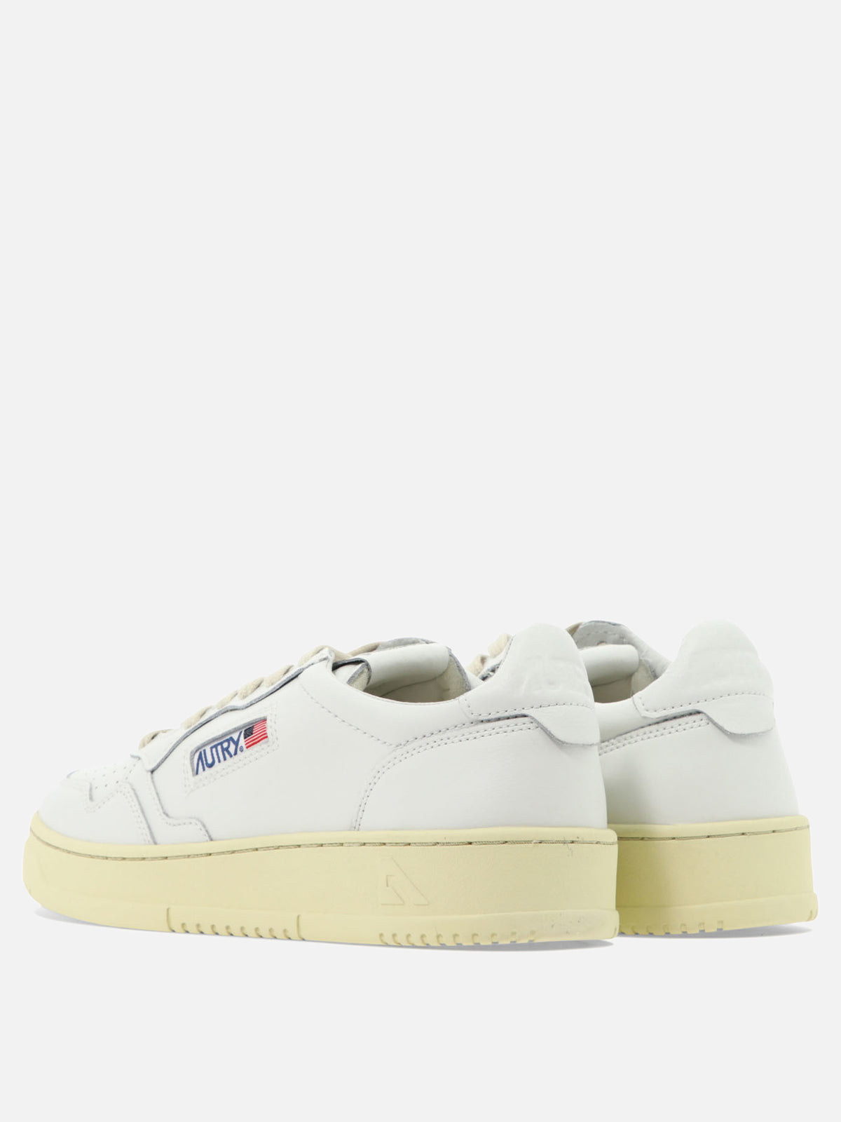 Autry "Medalist Low" sneakers White