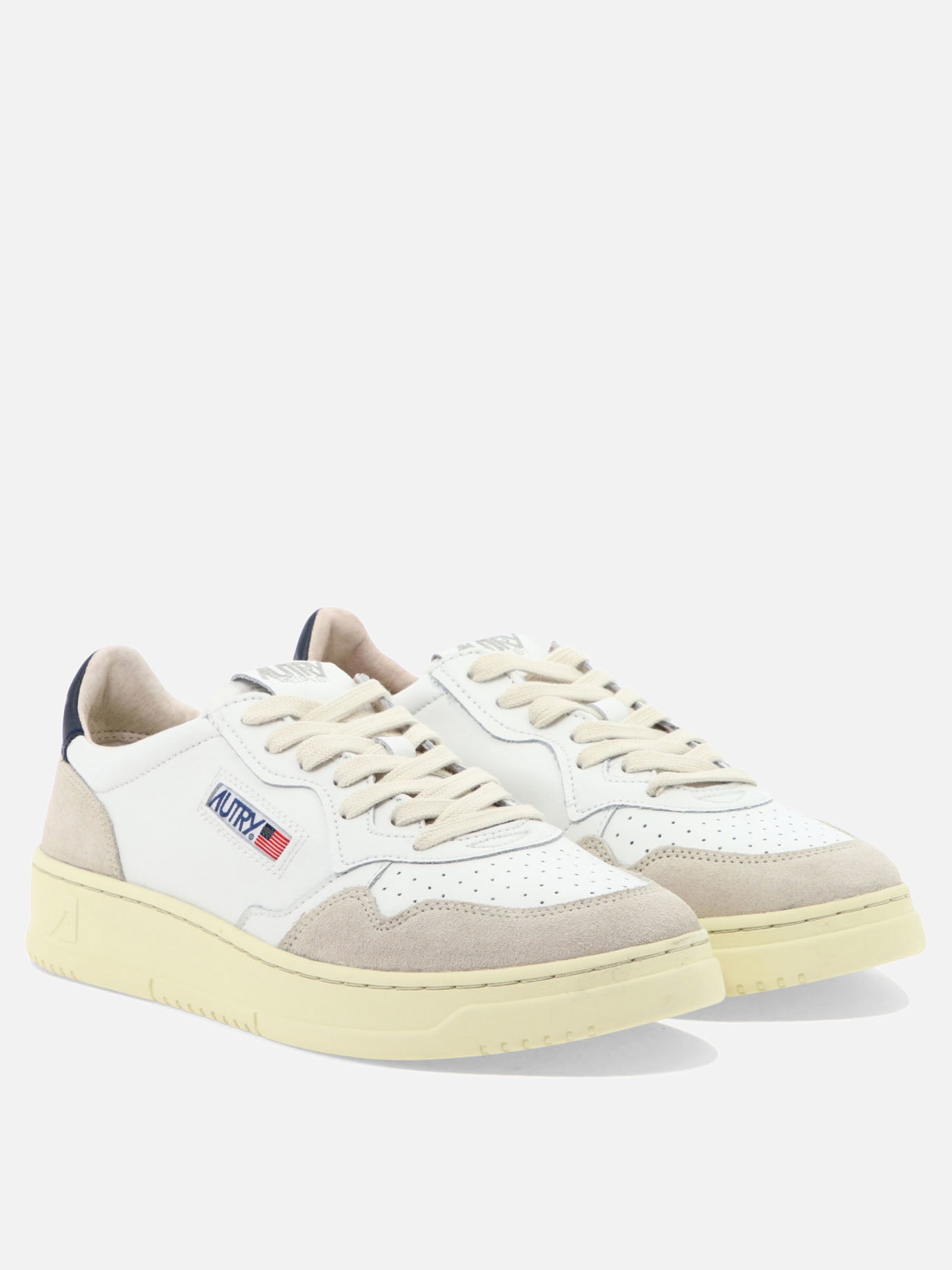 Low top sneakers 100% cow leather - 100% rubber  White - Autry Men | PDP | VIETTI Online Store | thumbnail_2