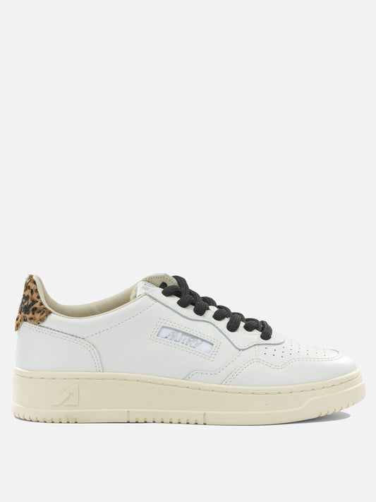 Low top sneakers 100% leather - 100% rubber  White - Autry Women | PLP | VIETTI Online Store 
