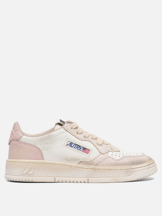 Low top sneakers 100% cow leather - 100% rubber  Pink - Autry Women | PLP | VIETTI Online Store 
