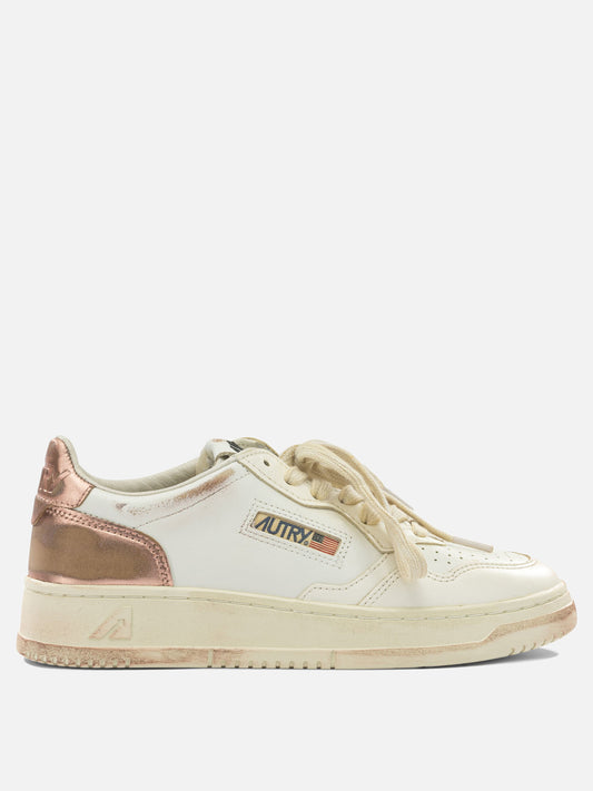 Low top sneakers 75% cow leather 15% goat leather 10% nylon - 100% rubber  Pink - Autry Women | PLP | VIETTI Online Store 
