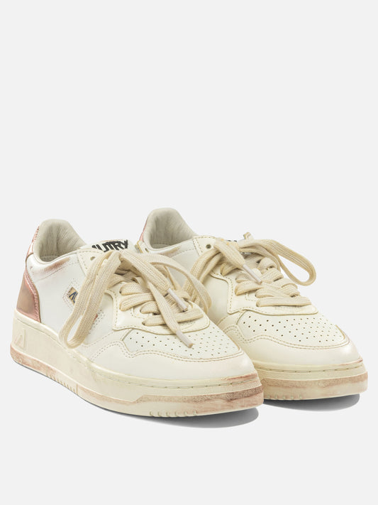 Low top sneakers 75% cow leather 15% goat leather 10% nylon - 100% rubber  Pink - Autry Women | PLP | VIETTI Online Store | 2
