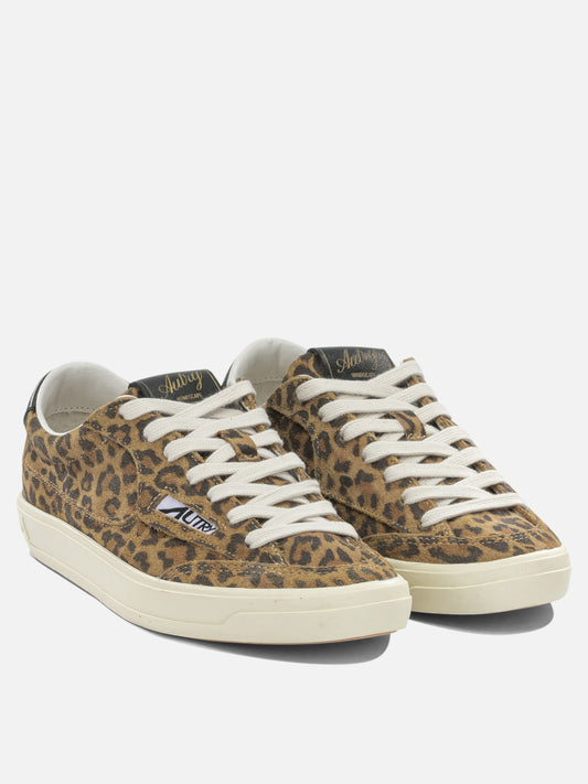 Low top sneakers 80% suede 20% leather - 100% rubber  Brown - Autry Women | VIETTI Online Store | 2
