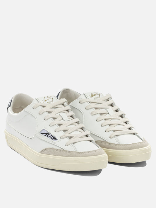 Low top sneakers 90% leather 10% nylon - 100% rubber  Blue - Autry Women | VIETTI Online Store | 2
