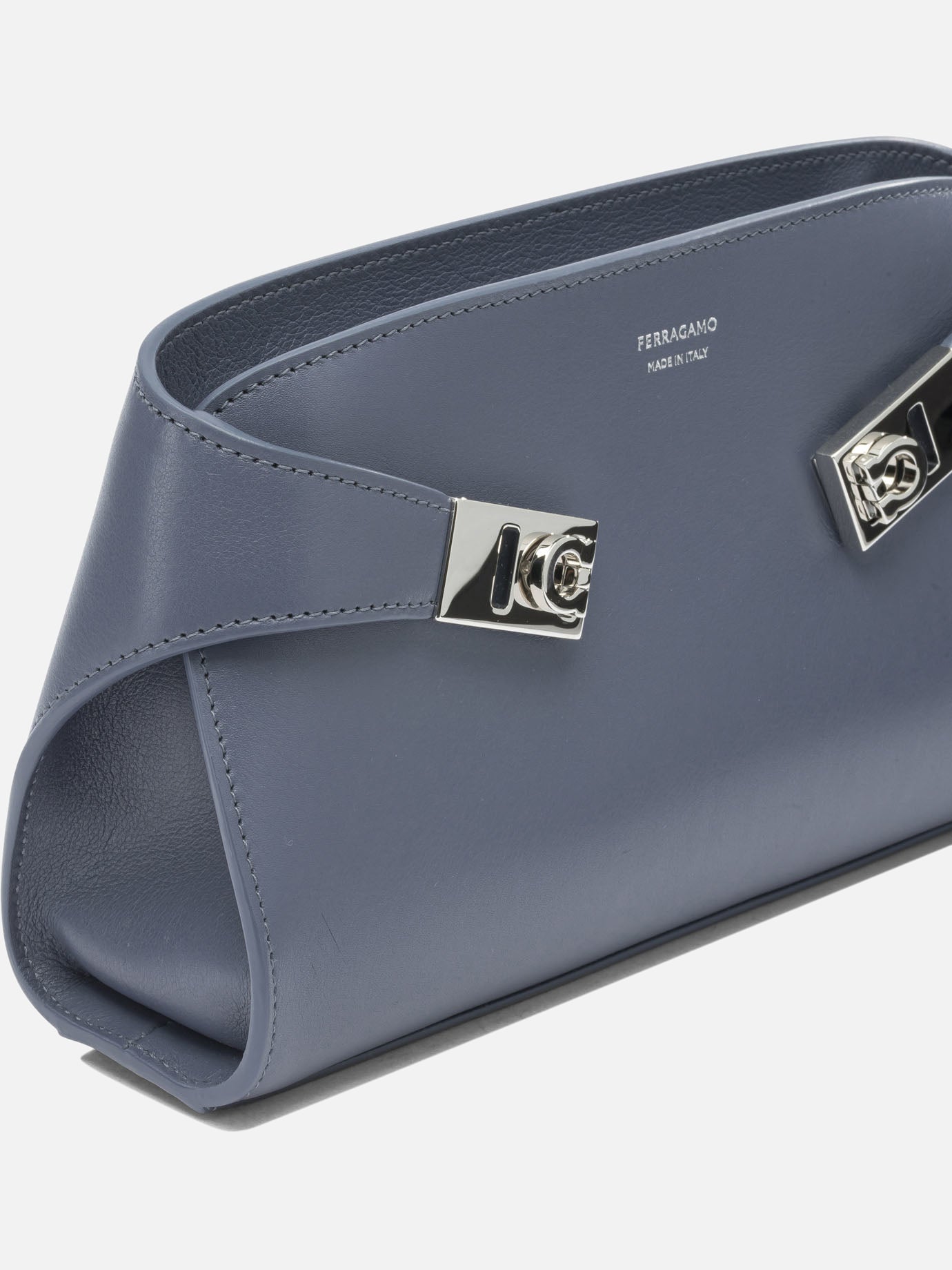 Small bags 0785117  Blue - Ferragamo Women | PDP | VIETTI Online Store | Zoom-Modal_4
