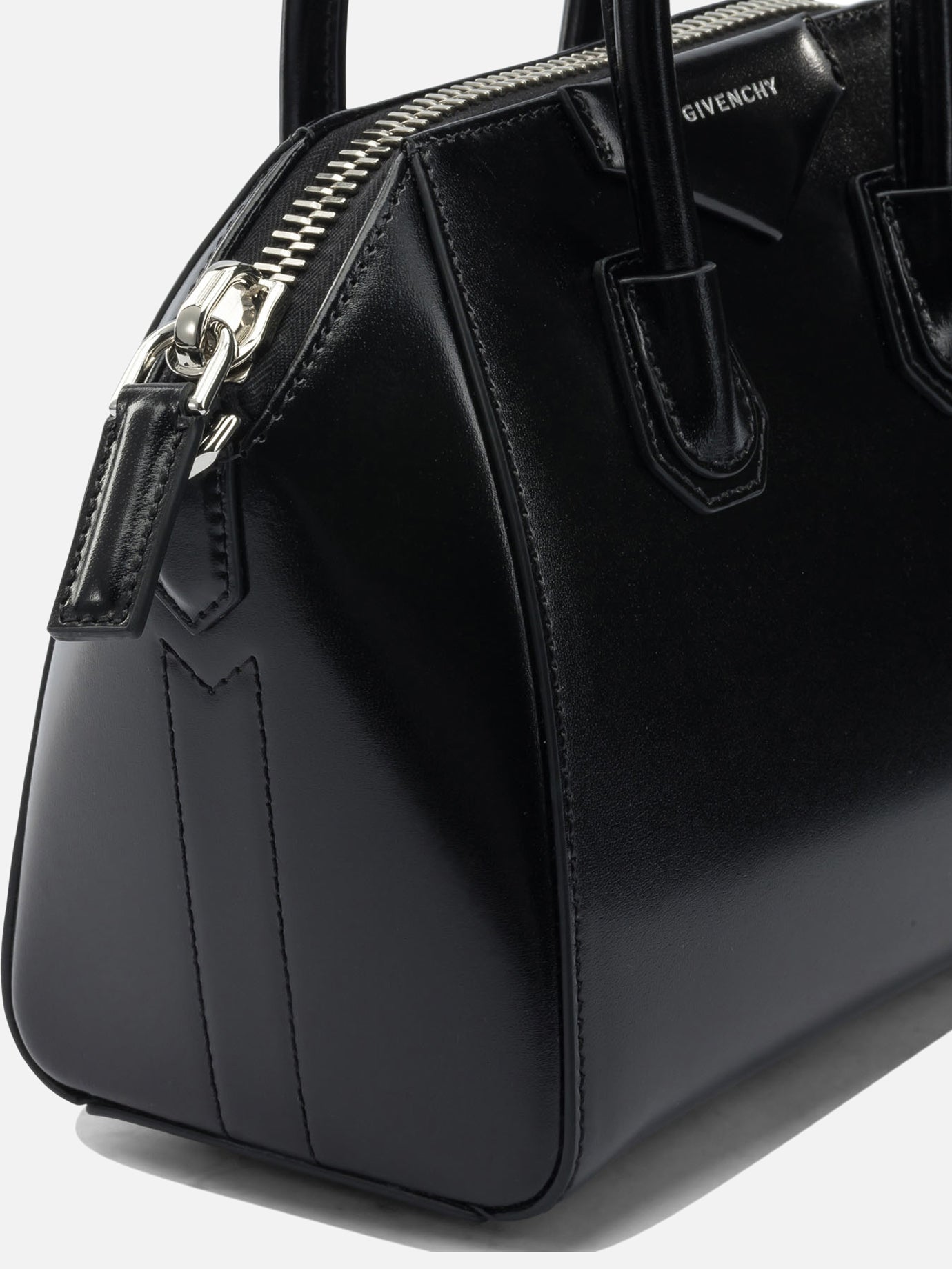 Small bags Logo  Black - Givenchy Women | PDP | VIETTI Online Store | Zoom-Modal_4
