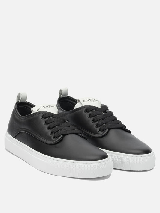 Low top sneakers 100% calf leather  Black - Givenchy Men | PLP | VIETTI Online Store | 2
