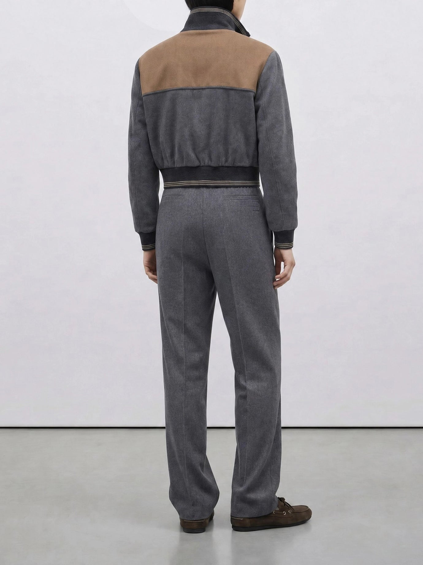 Bomber Logo  Grigio - Miu Miu Donna | PDP | VIETTI Online Store | Zoom-Modal_6
