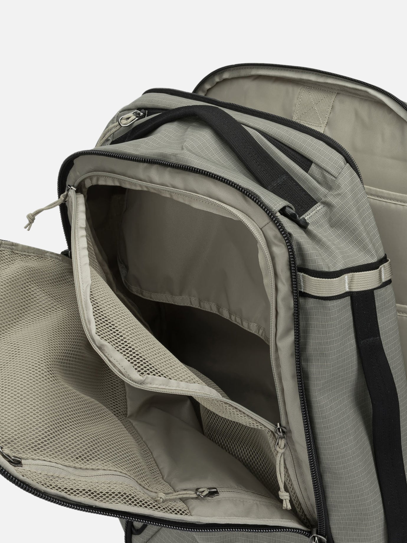 patagonia backpack vinyl Black Hole Pack 32L 100 Recycled Polyester Weekendbee Thanks to the proven Black Hole material Black Hole Backpack 25L -
