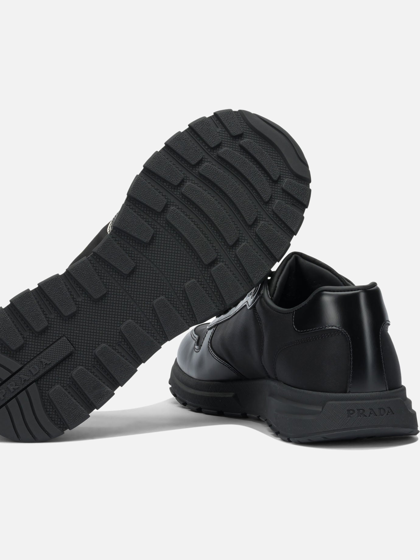 Sneaker basse 100% leather - 100% rubber  Nero - Prada Uomo | PDP | VIETTI Online Store | Zoom-Modal_5
