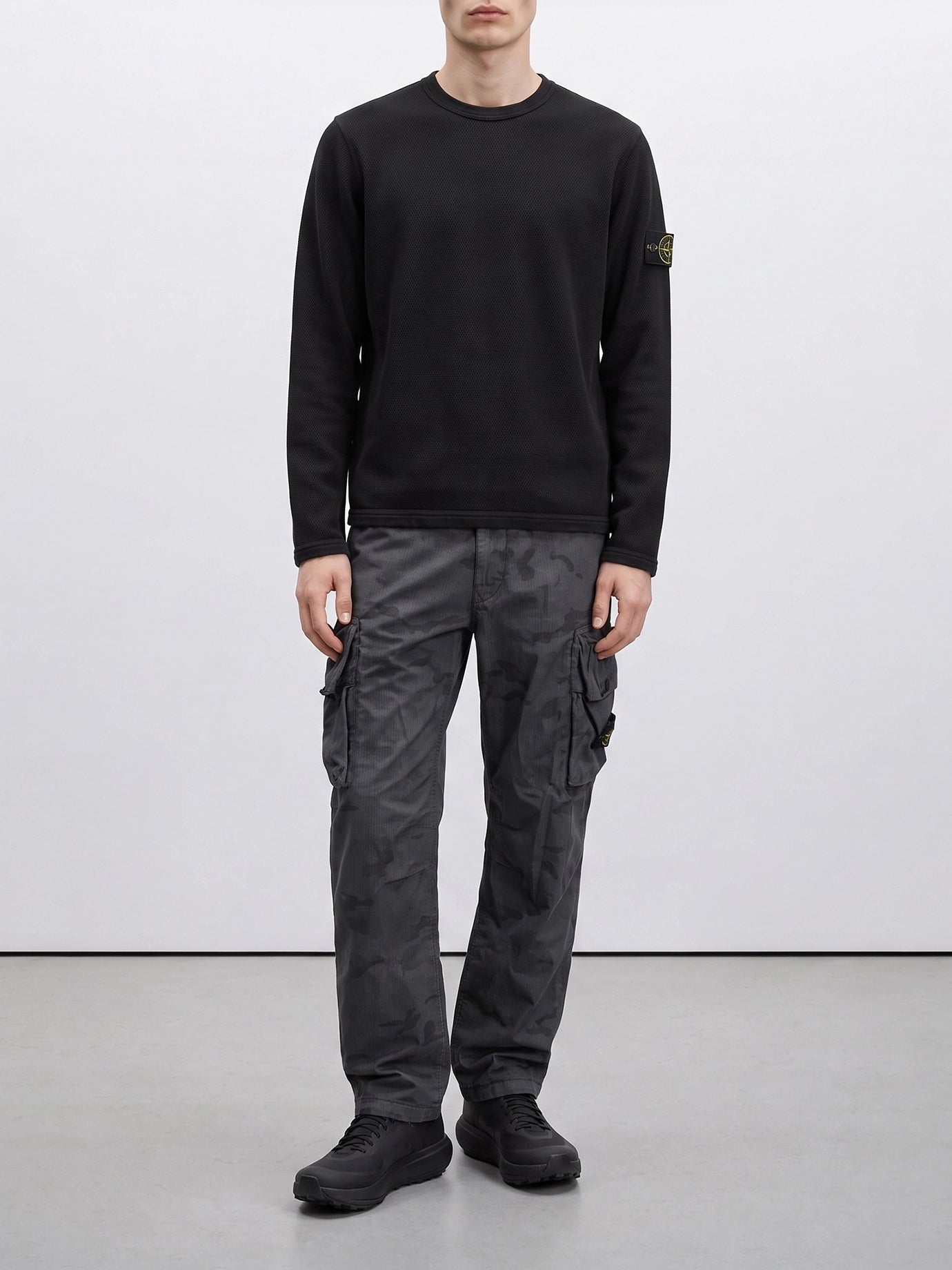 Crewnecks Logo  Black - Stone Island Men | PDP | VIETTI Online Store | thumbnail_2