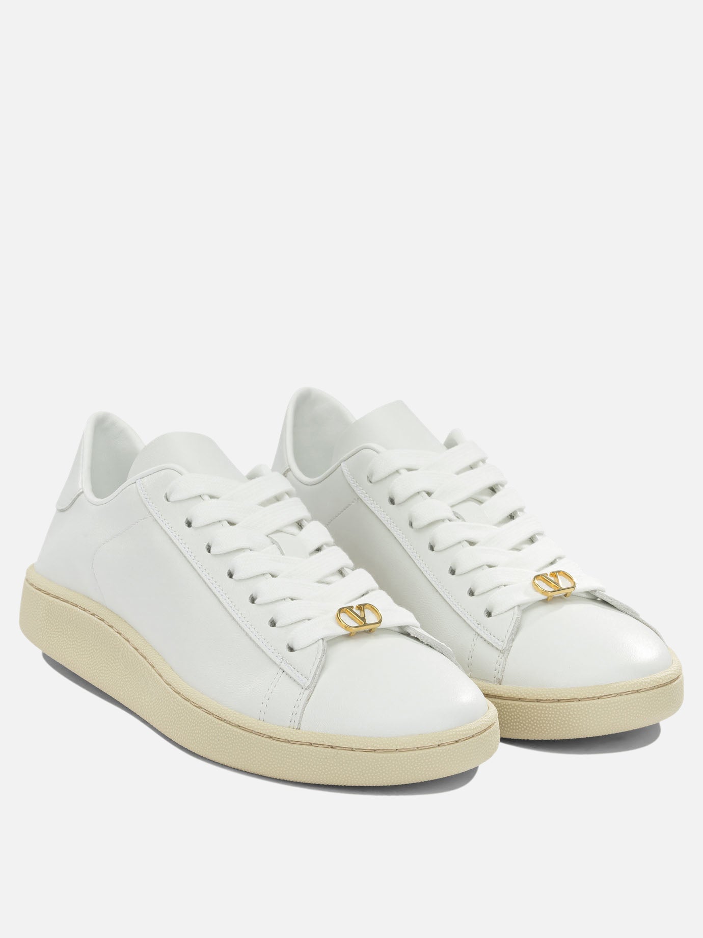 Low top sneakers 100% calf leather - 100% rubber  White - Valentino Garavani Women | PDP | VIETTI Online Store | Zoom-Modal_2
