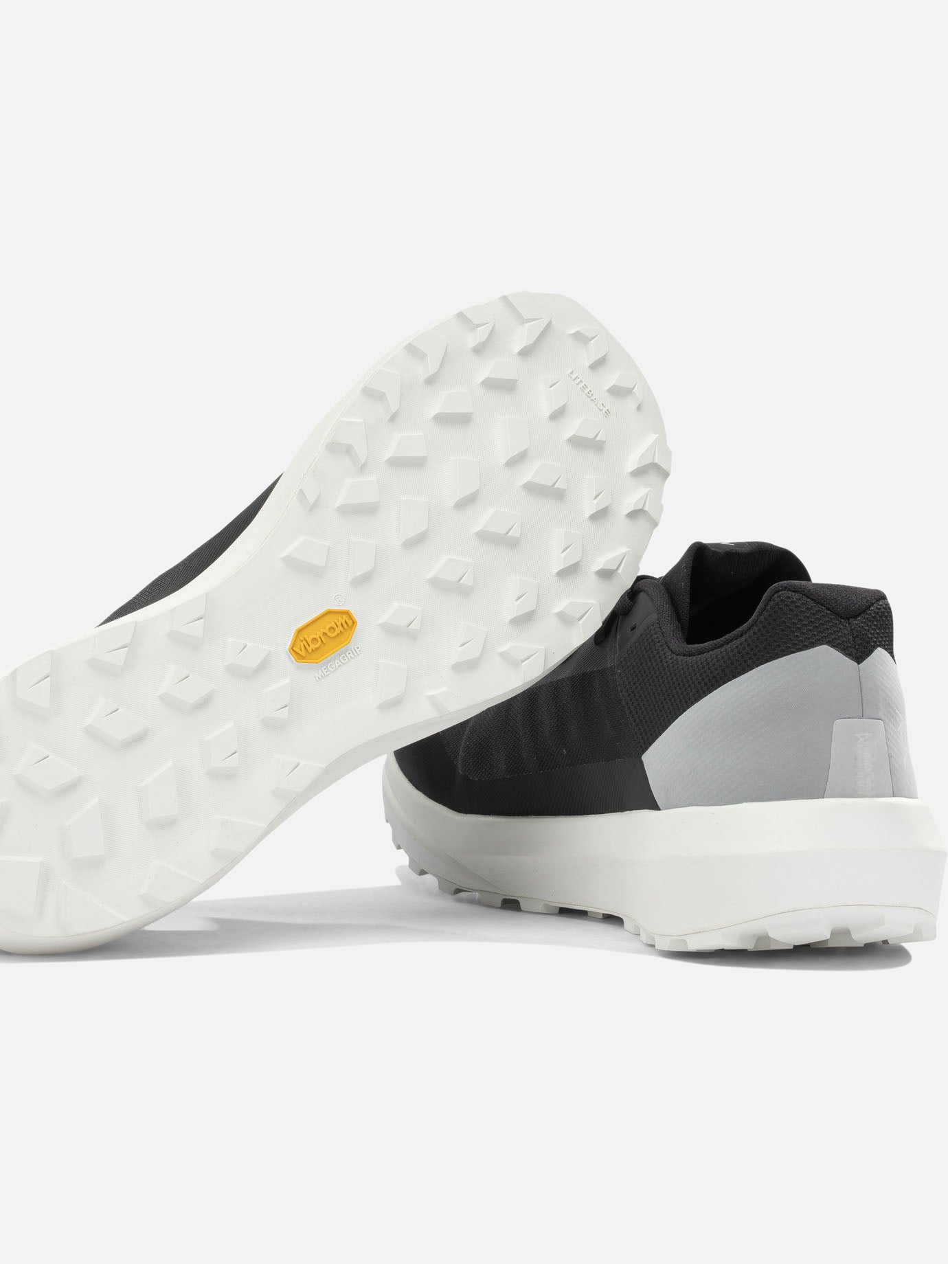 Low top sneakers 100% fabric - 100% rubber  Black - Arc'teryx Men | PDP | VIETTI Online Store | thumbnail_5
