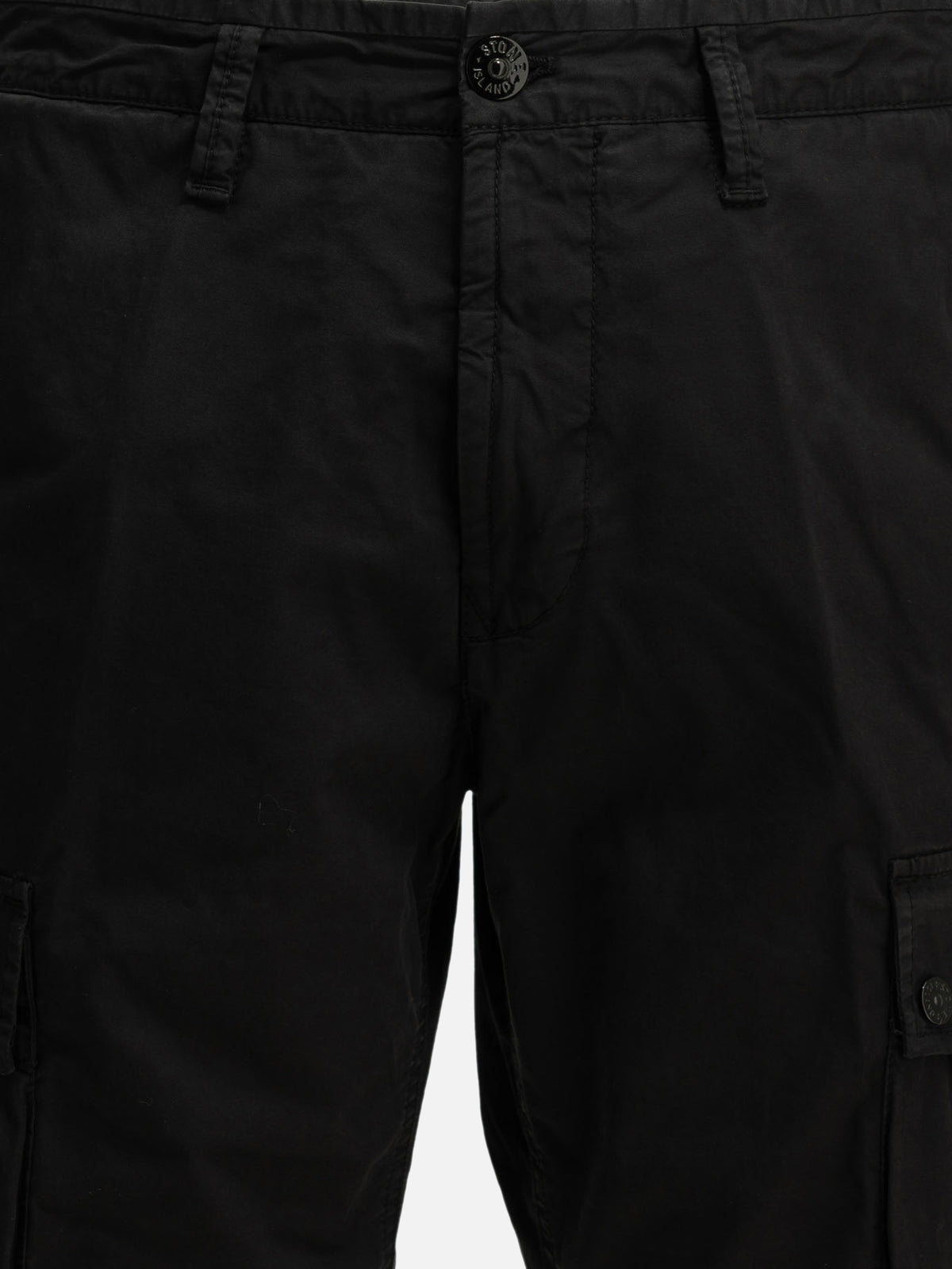 Stone Island Logo Cargo Shorts Black - VIETTI
