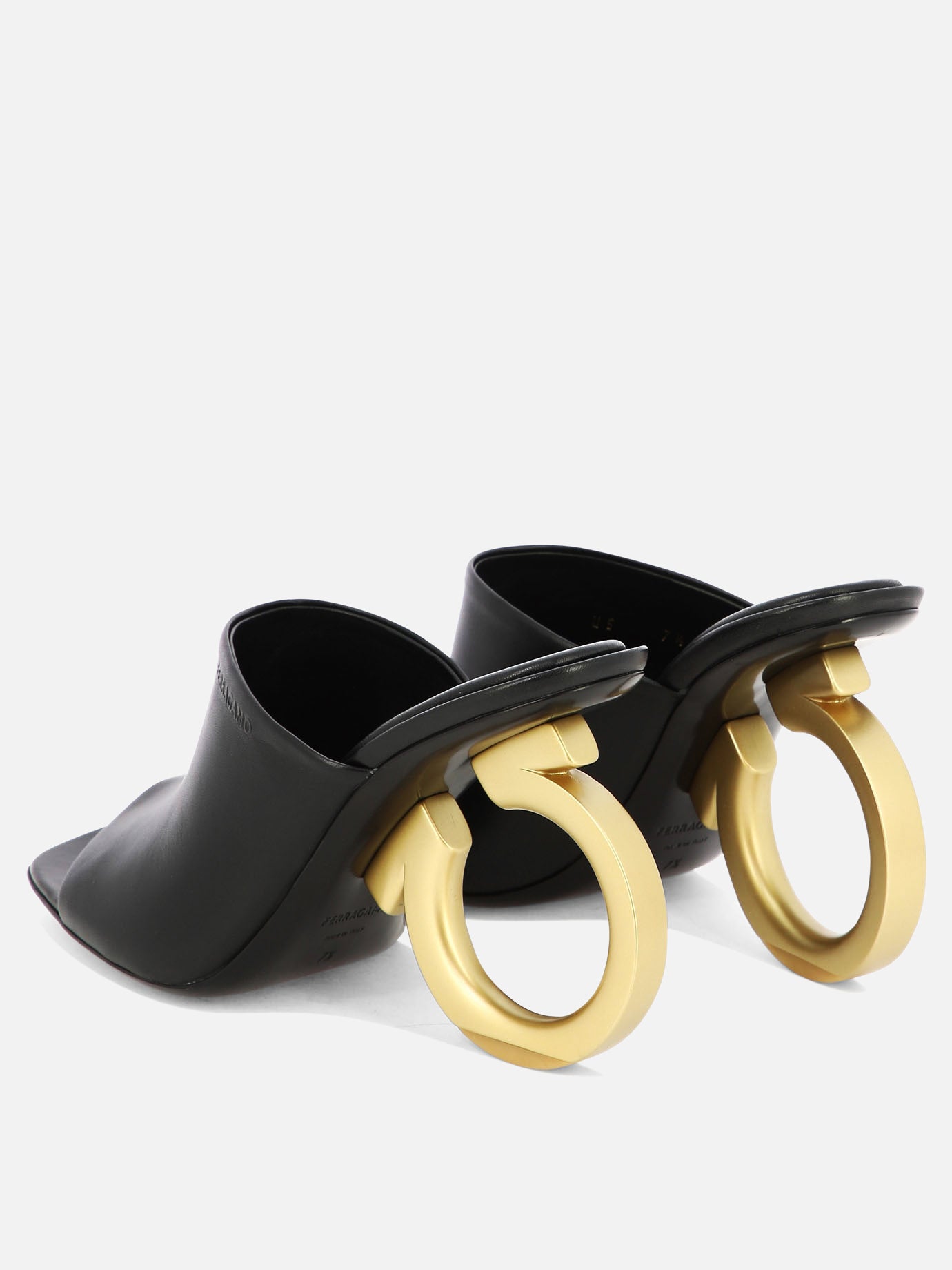 Sandali con tacco 0761922  Nero - Ferragamo Donna | PDP | VIETTI Online Store | Zoom-Modal_4
