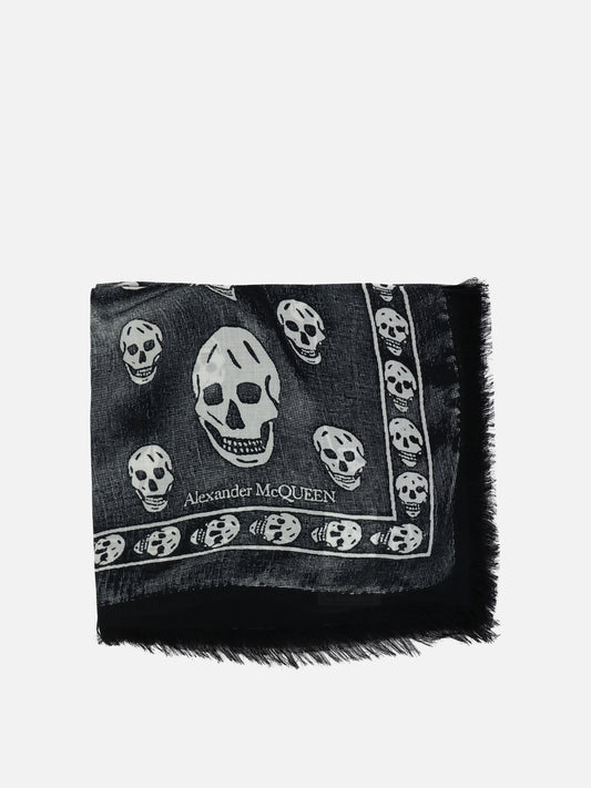 "Skull Trompe l'oeil" scarf