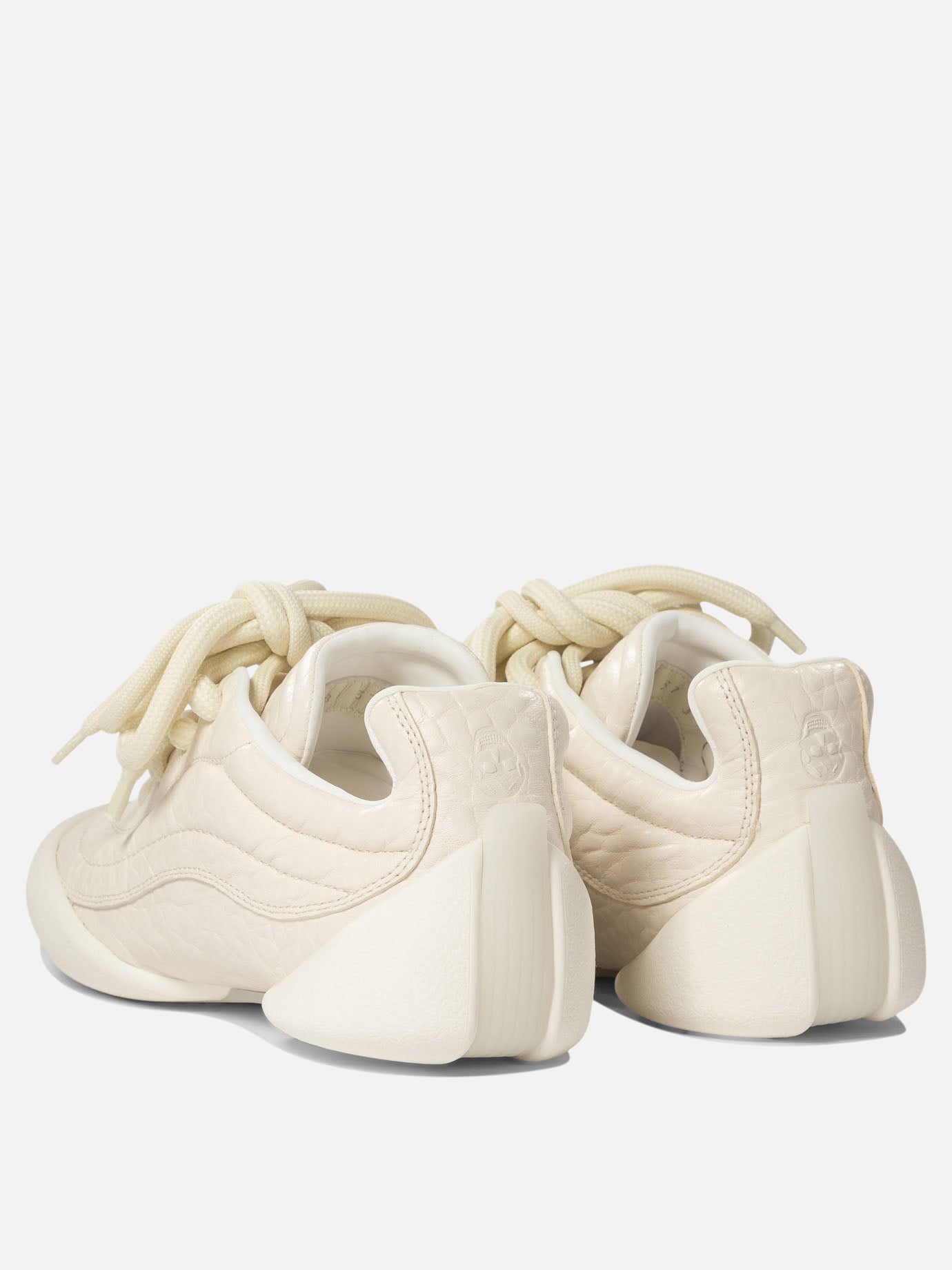 Low top sneakers 100% mutton leather - 100% rubber  White - Alexander McQueen Women | PDP | VIETTI Online Store | Zoom-Modal_4
