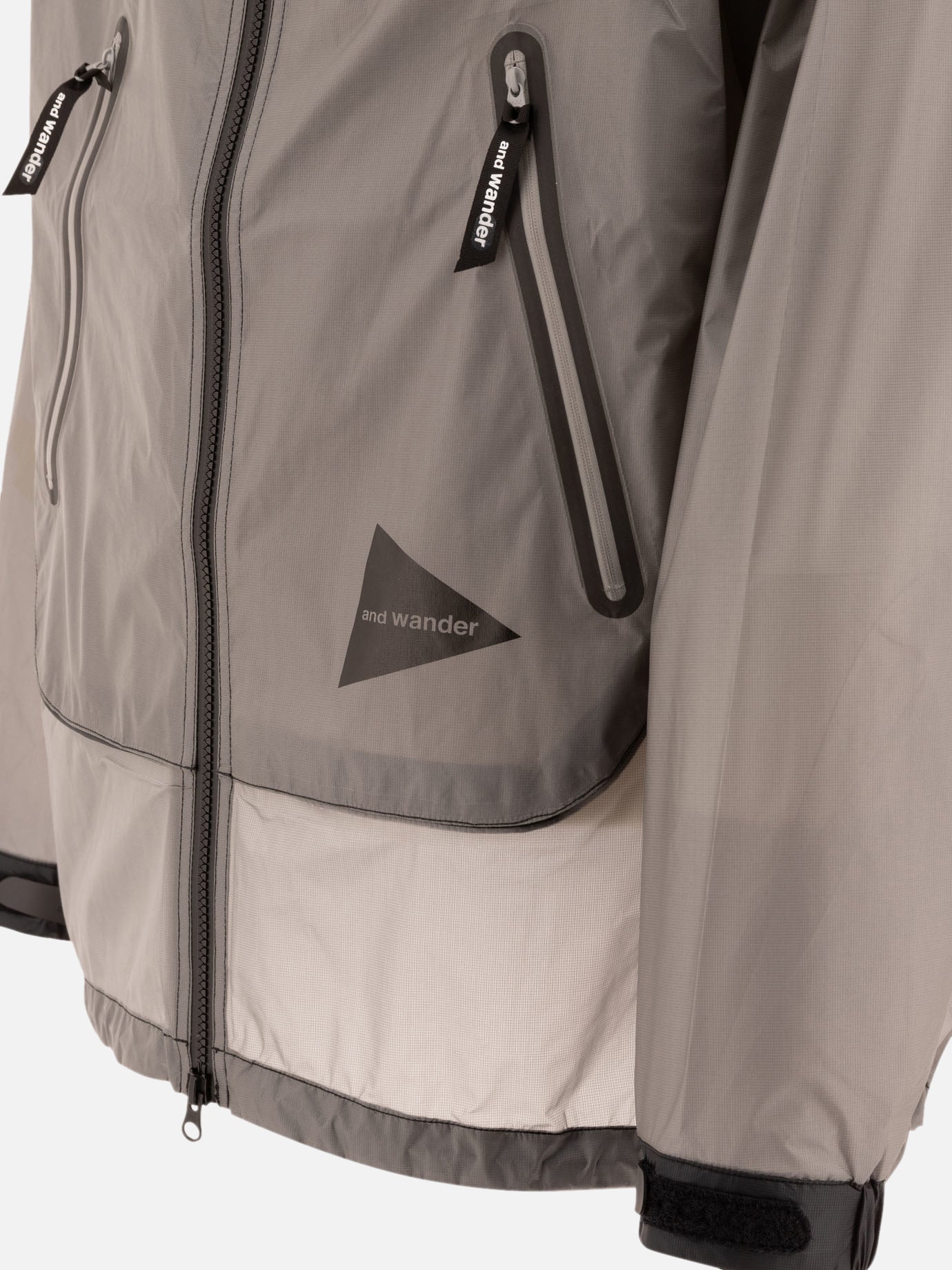 Giacche tecniche Solid colour  Grigio - and Wander Uomo | PDP | VIETTI Online Store | thumbnail_4