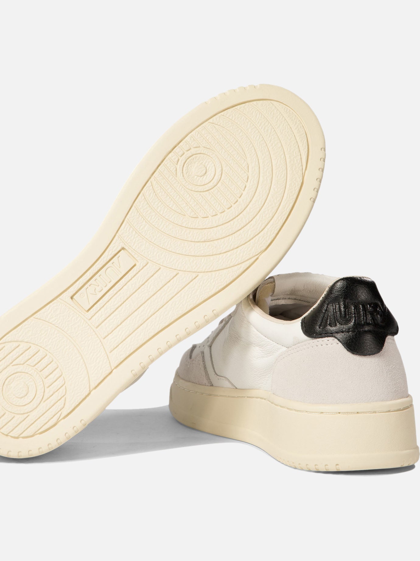 Autry "Medalist" sneakers White