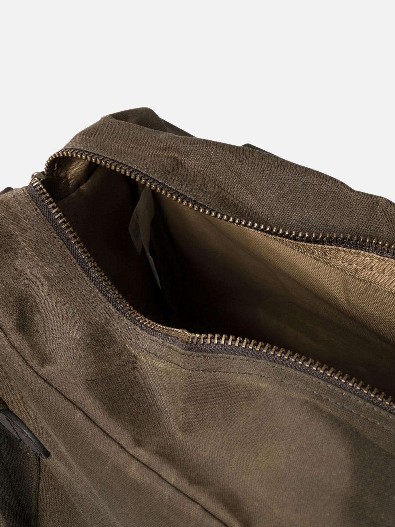 "Small Tin" duffle bag