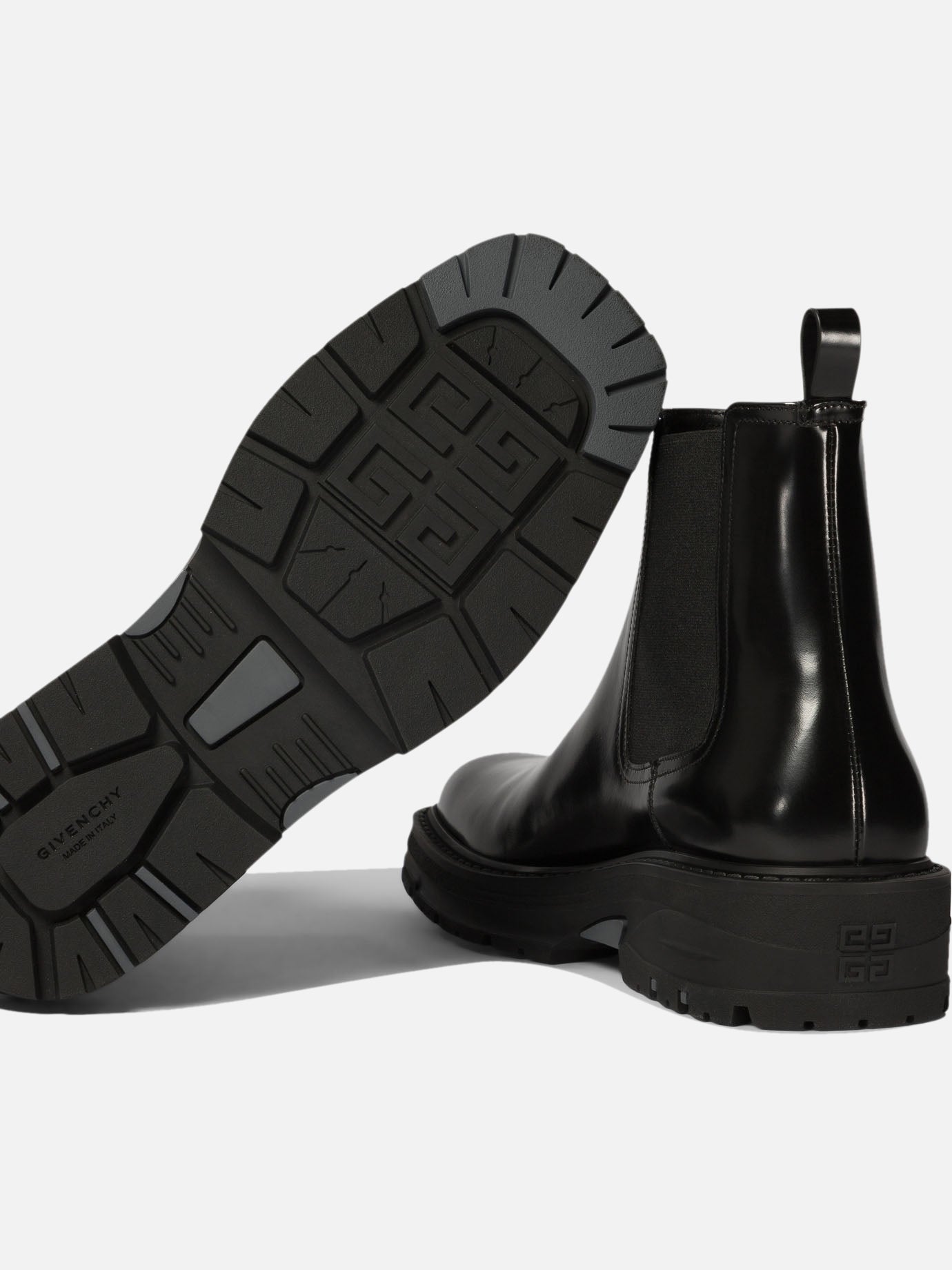 Givenchy Leather Chelsea boots Black