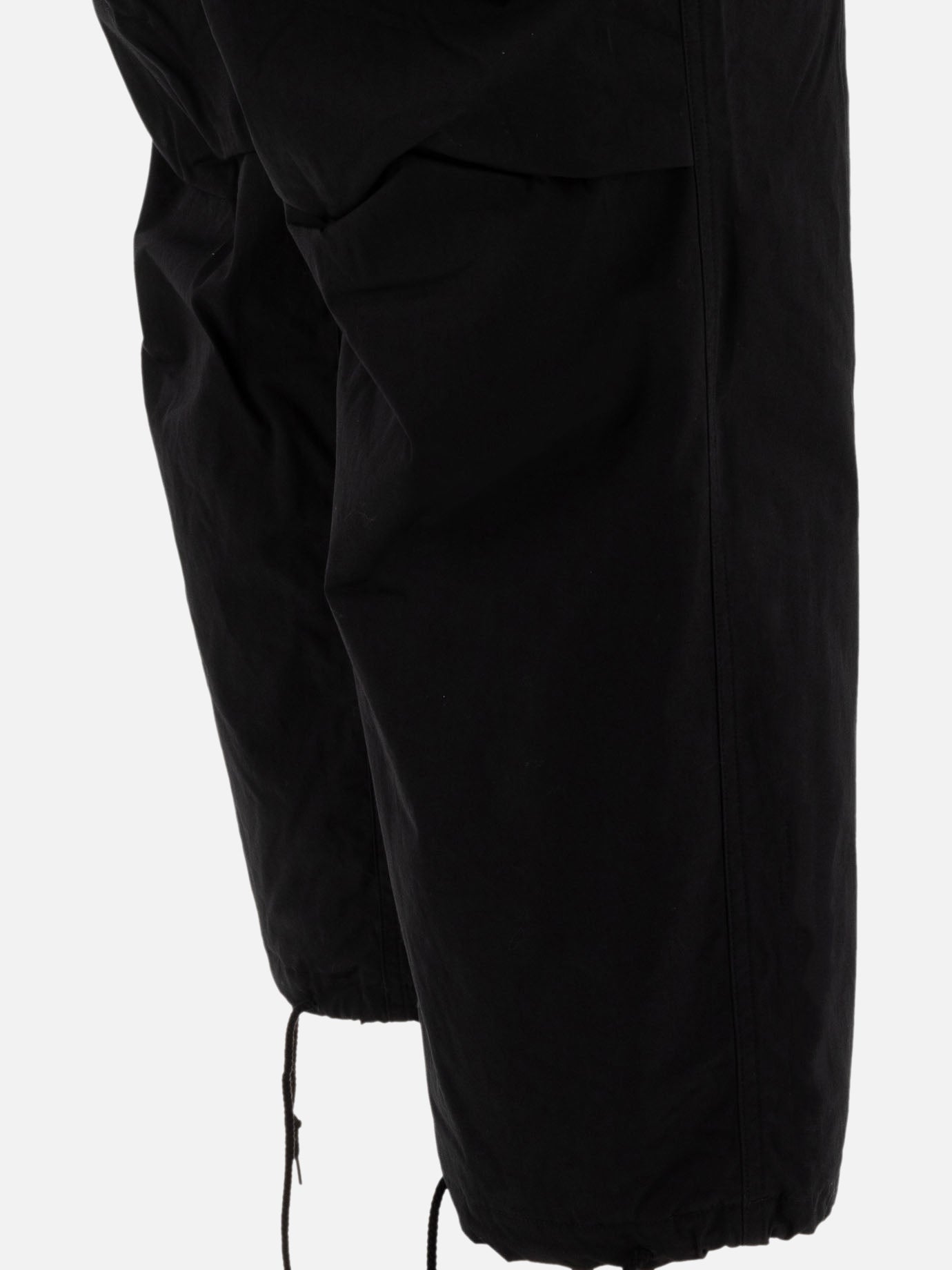 Trousers with drawstring