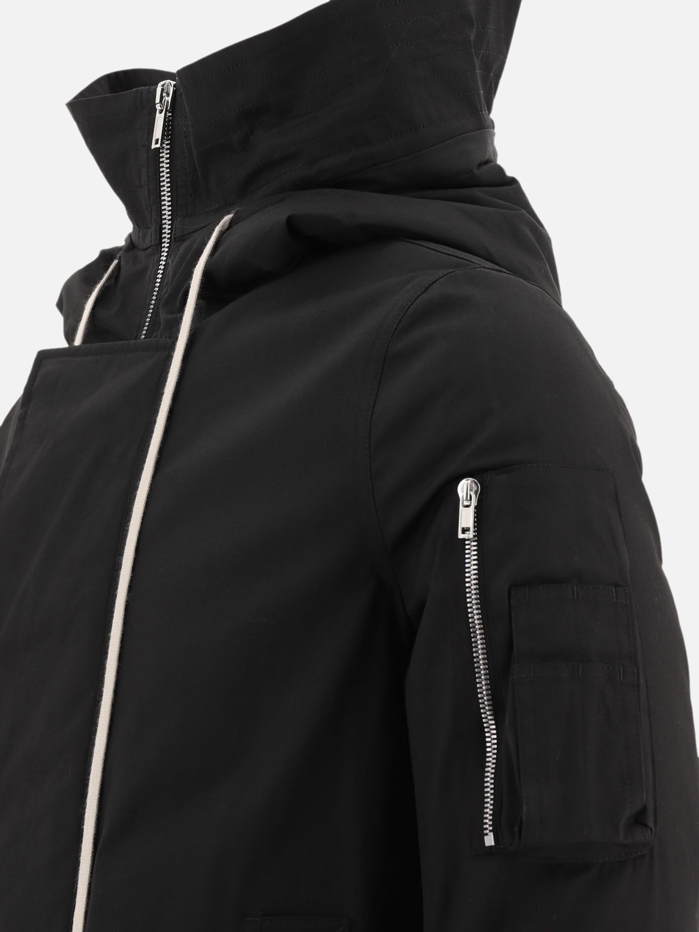 Bauhaus Fishtail in Black – SVRN
