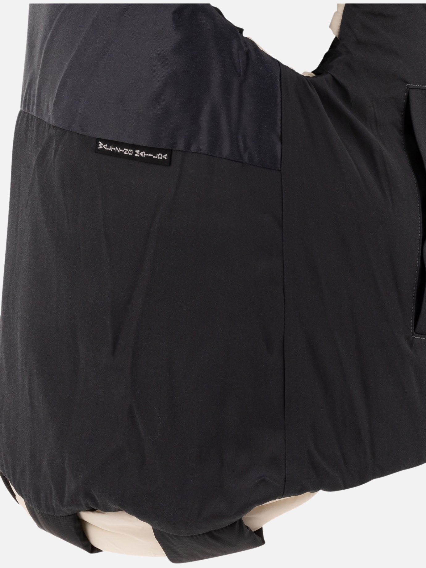 KAPITAL &quot;Keel&quot; vest 17237998_4 Black thumbnail_6