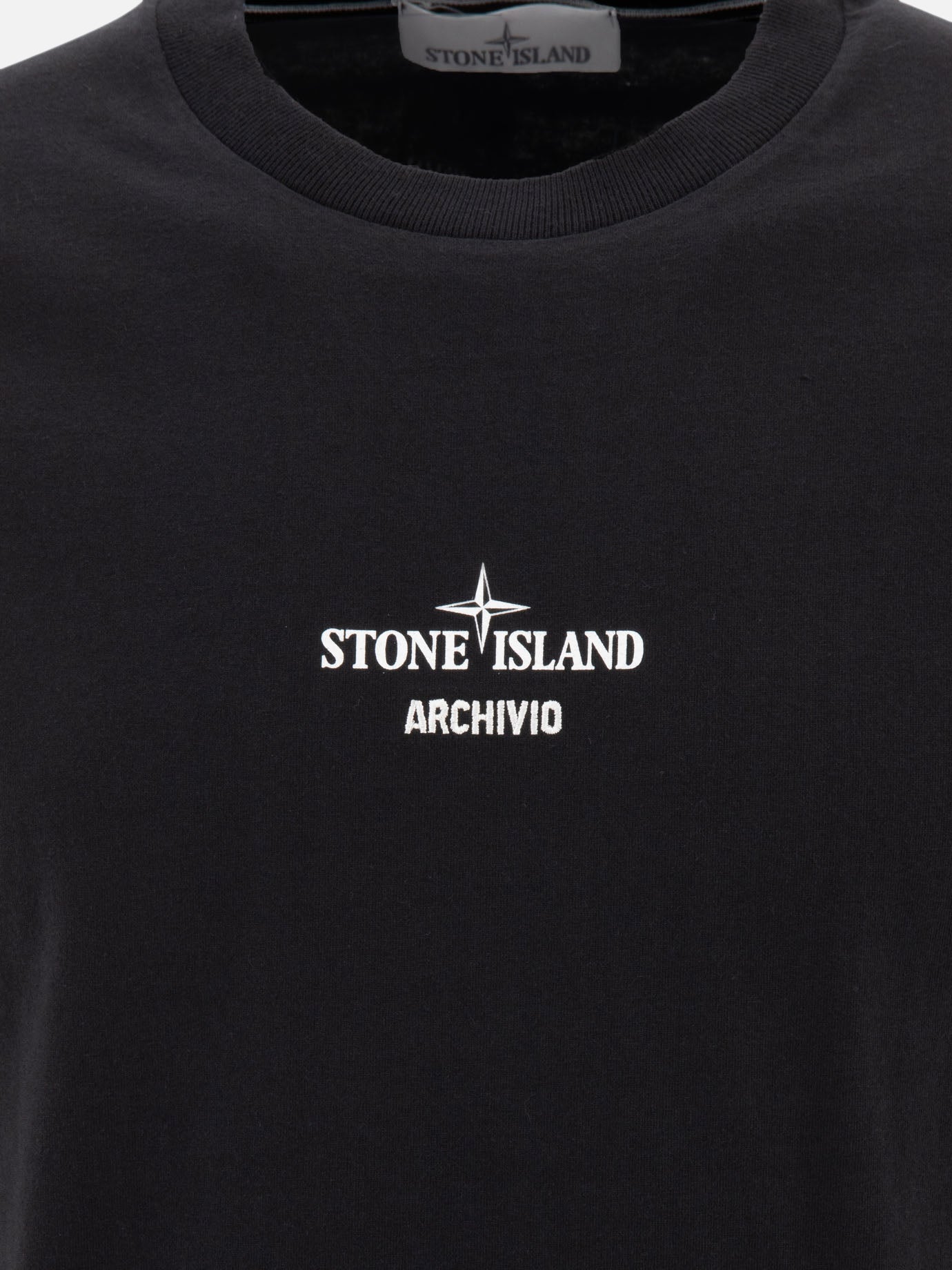 T-shirt con stampa "Stone Island Archivio"