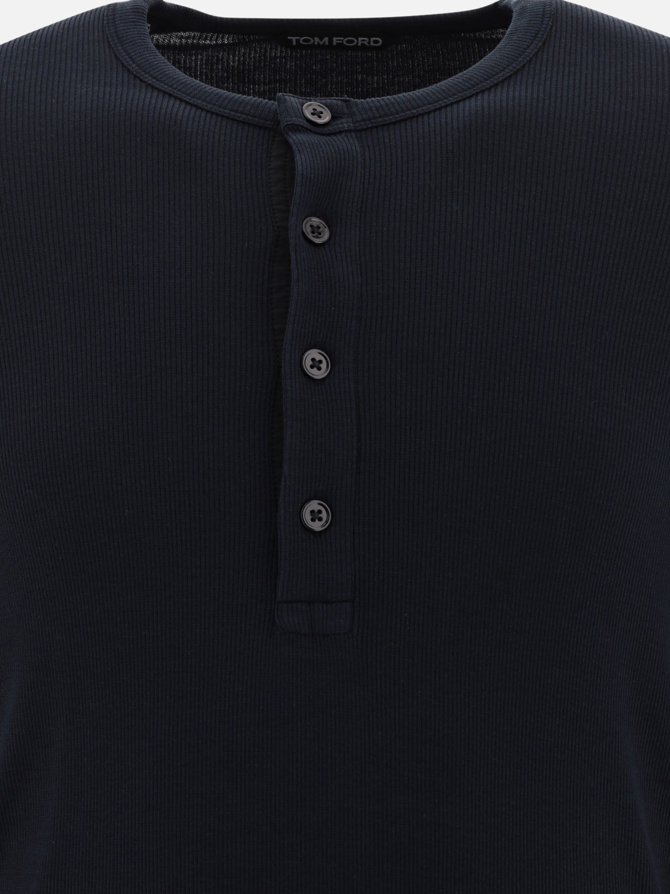 Lyocell buttoned t-shirt