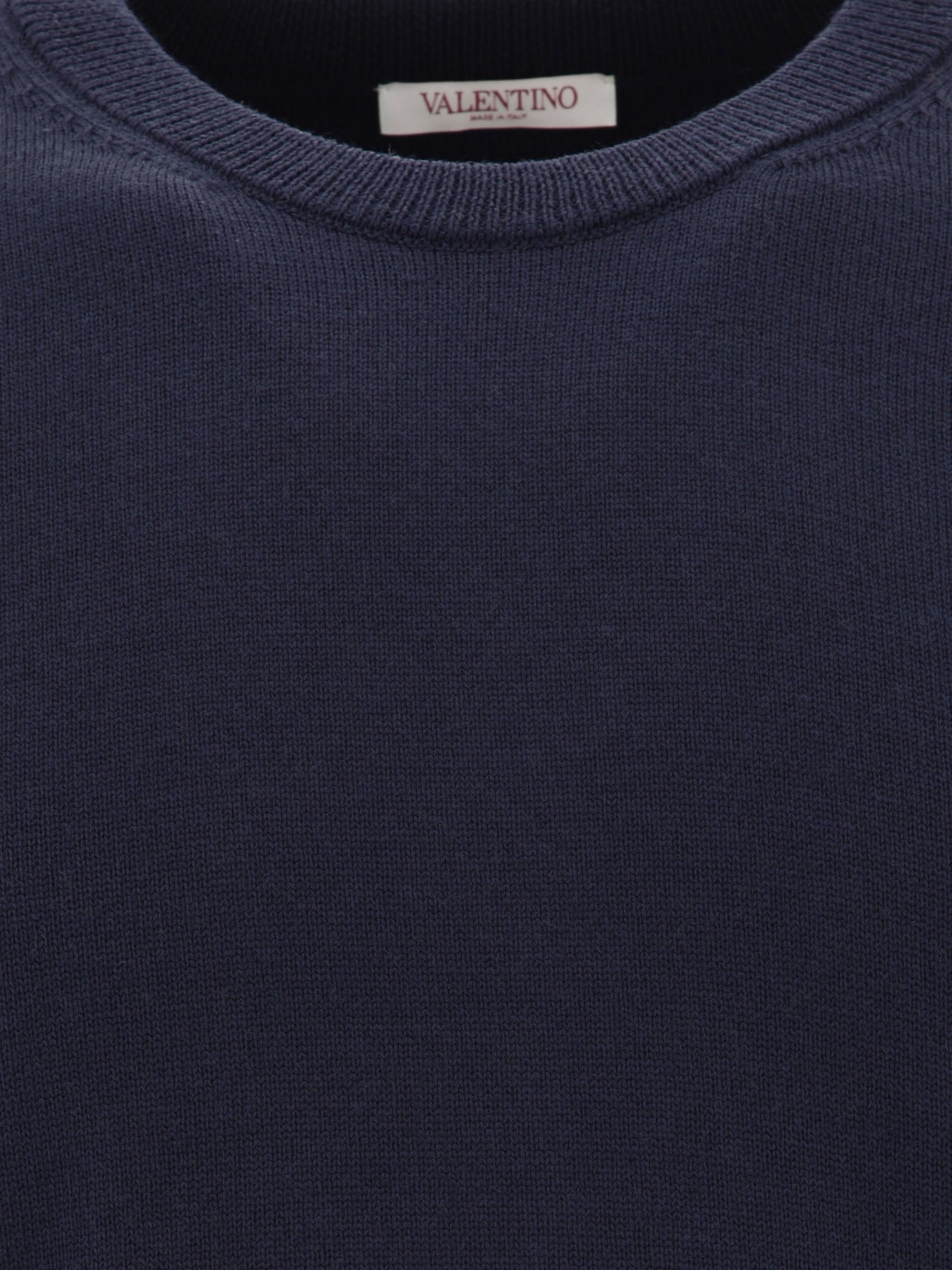 Sweater with rubberised V Detail