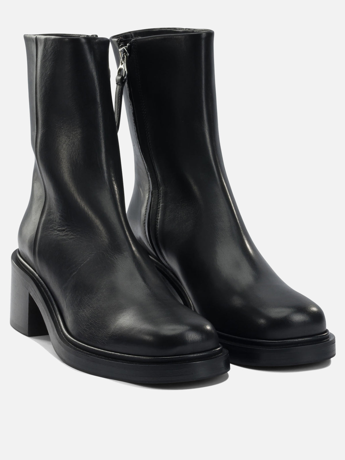 Aeyde "Teddy" Ankle boots Black - VIETTI