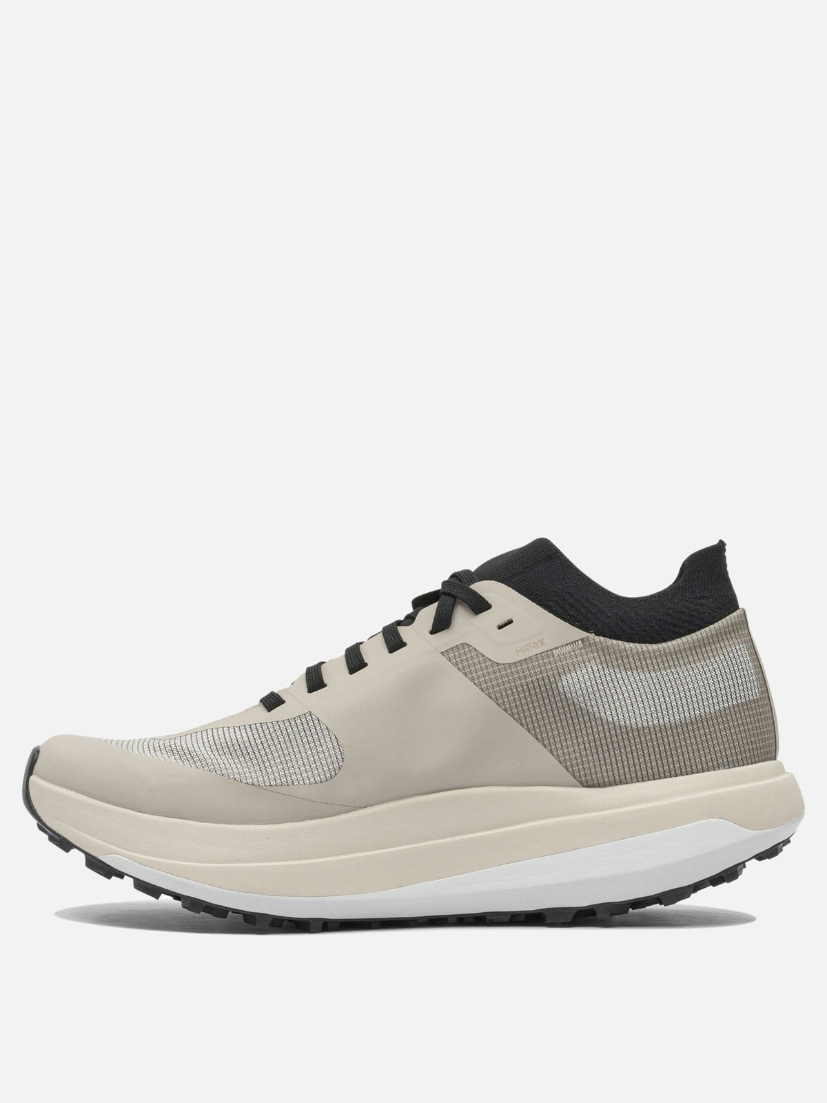 Arc'teryx Sneaker "Sylan Pro" Beige