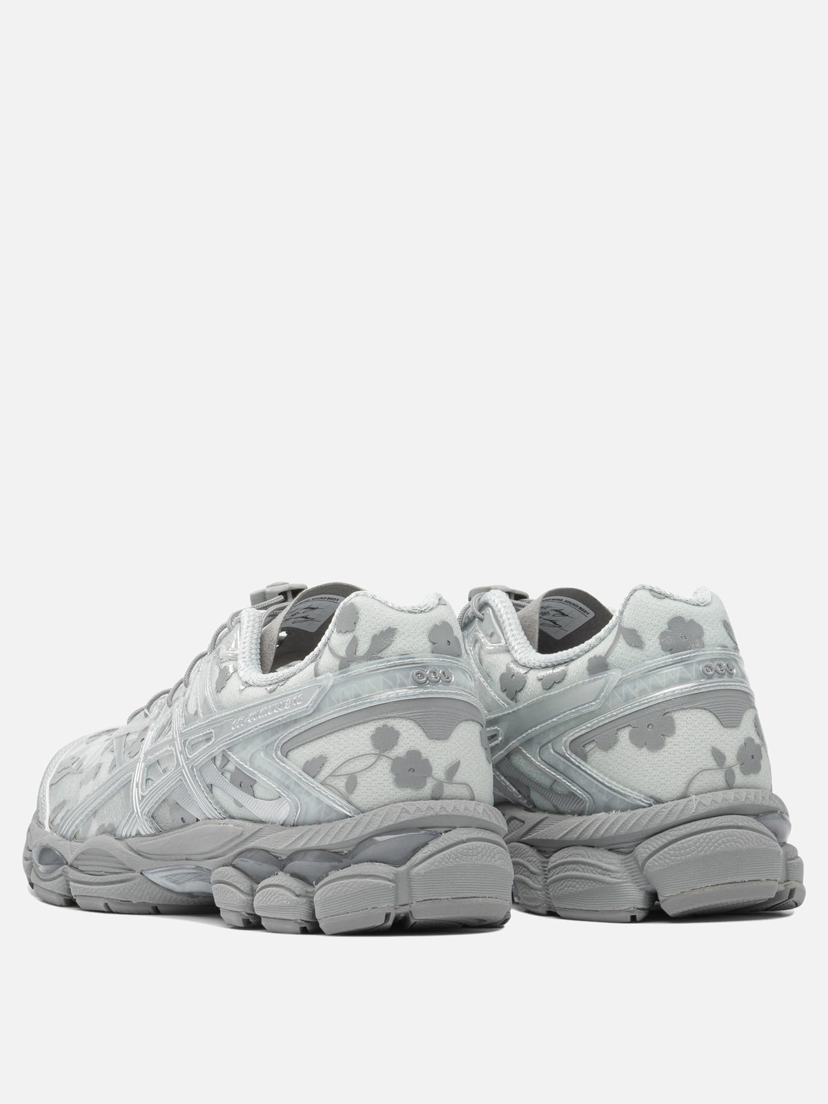 Asics "GEL-CUMULUS™ 16 SSCB - The Signature Series with Cecile Bahnsen" Sneakers Grey - VIETTI