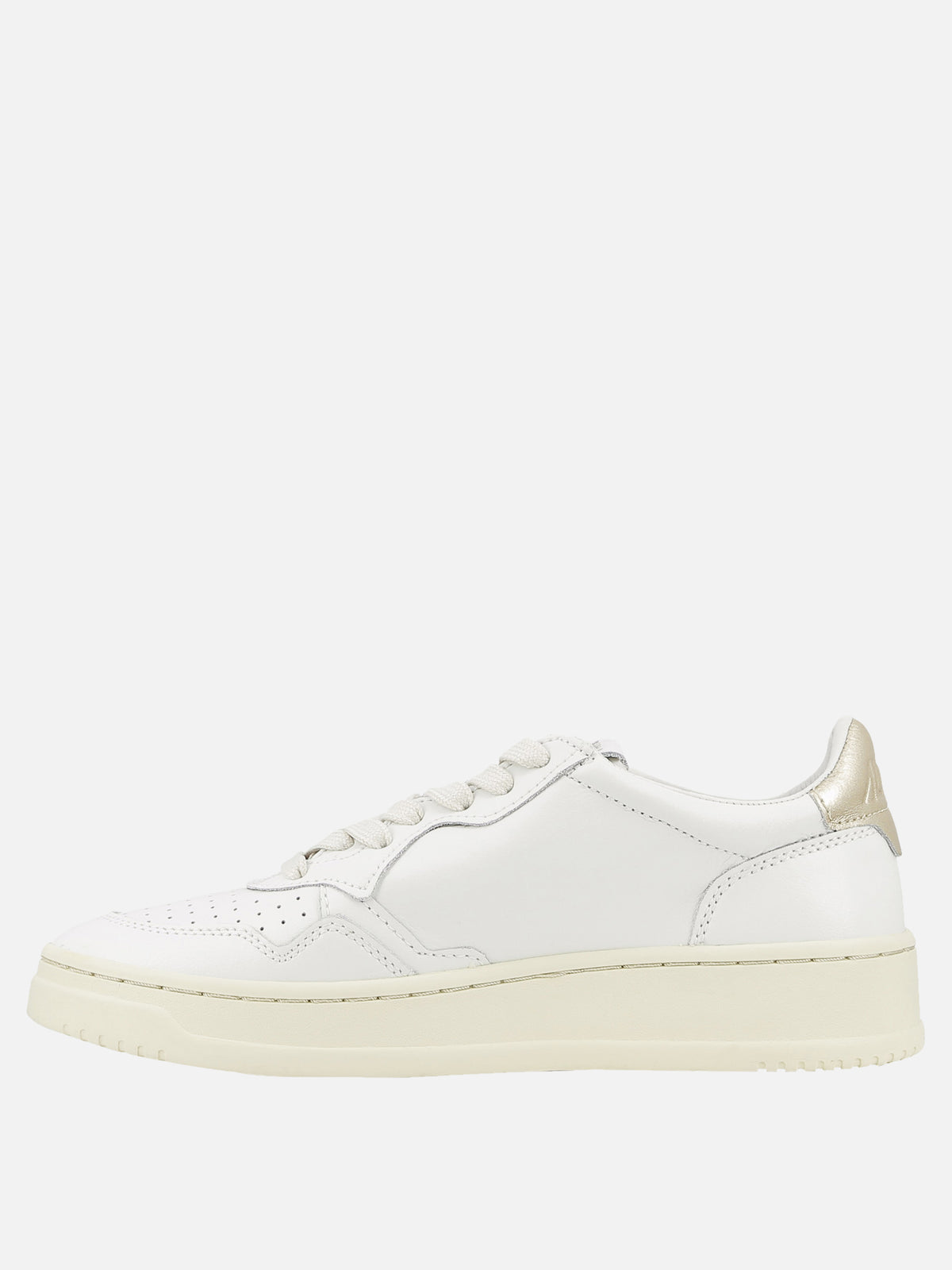 Autry "Medalist Low" sneakers White
