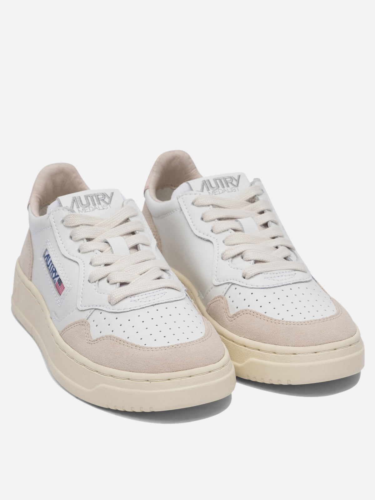 Autry "Medalist Low" sneakers White