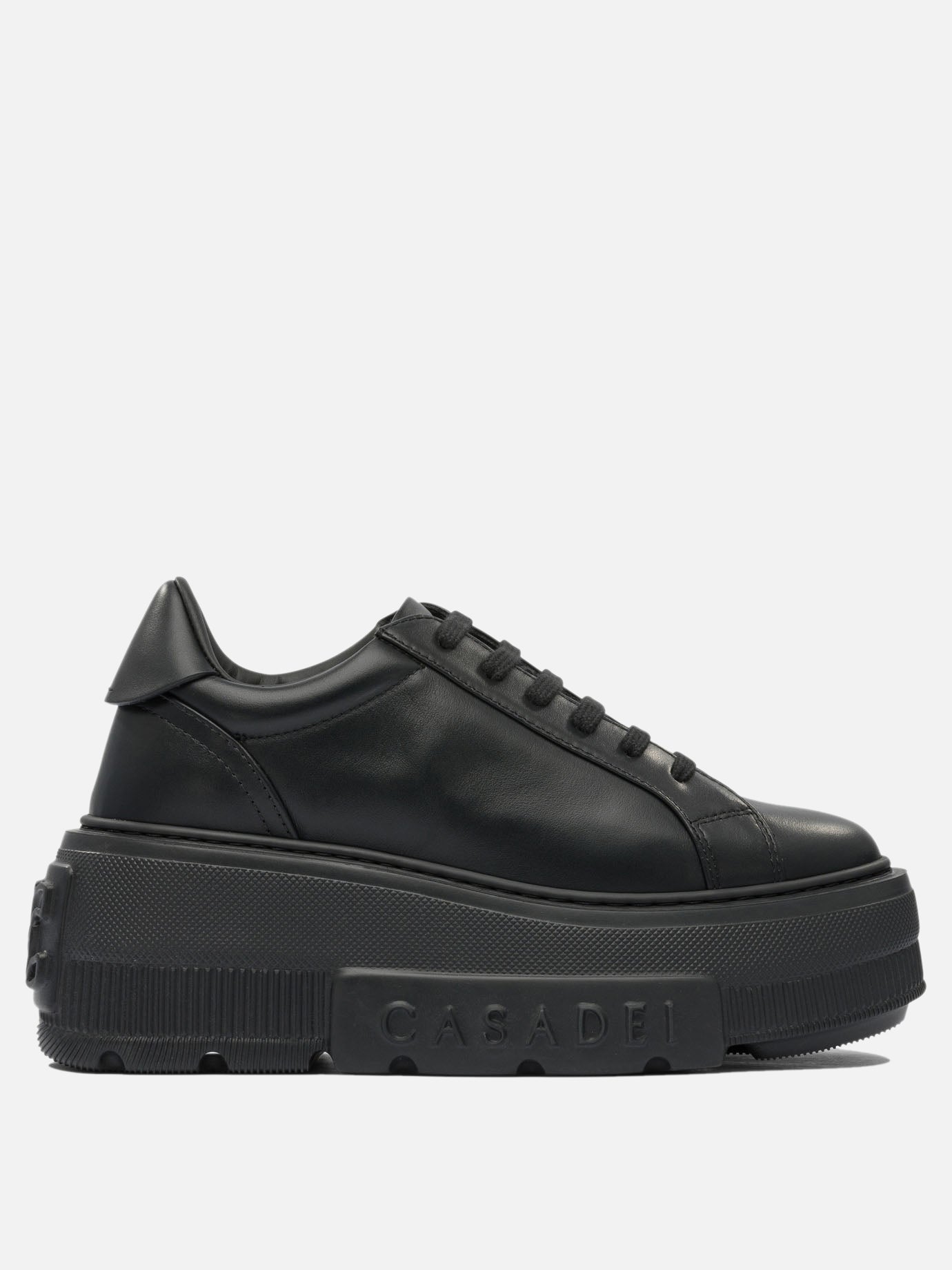 Sneaker basse 100% leather - 100% rubber  Nero - Casadei Donna | PDP | VIETTI Online Store | Zoom-Modal
