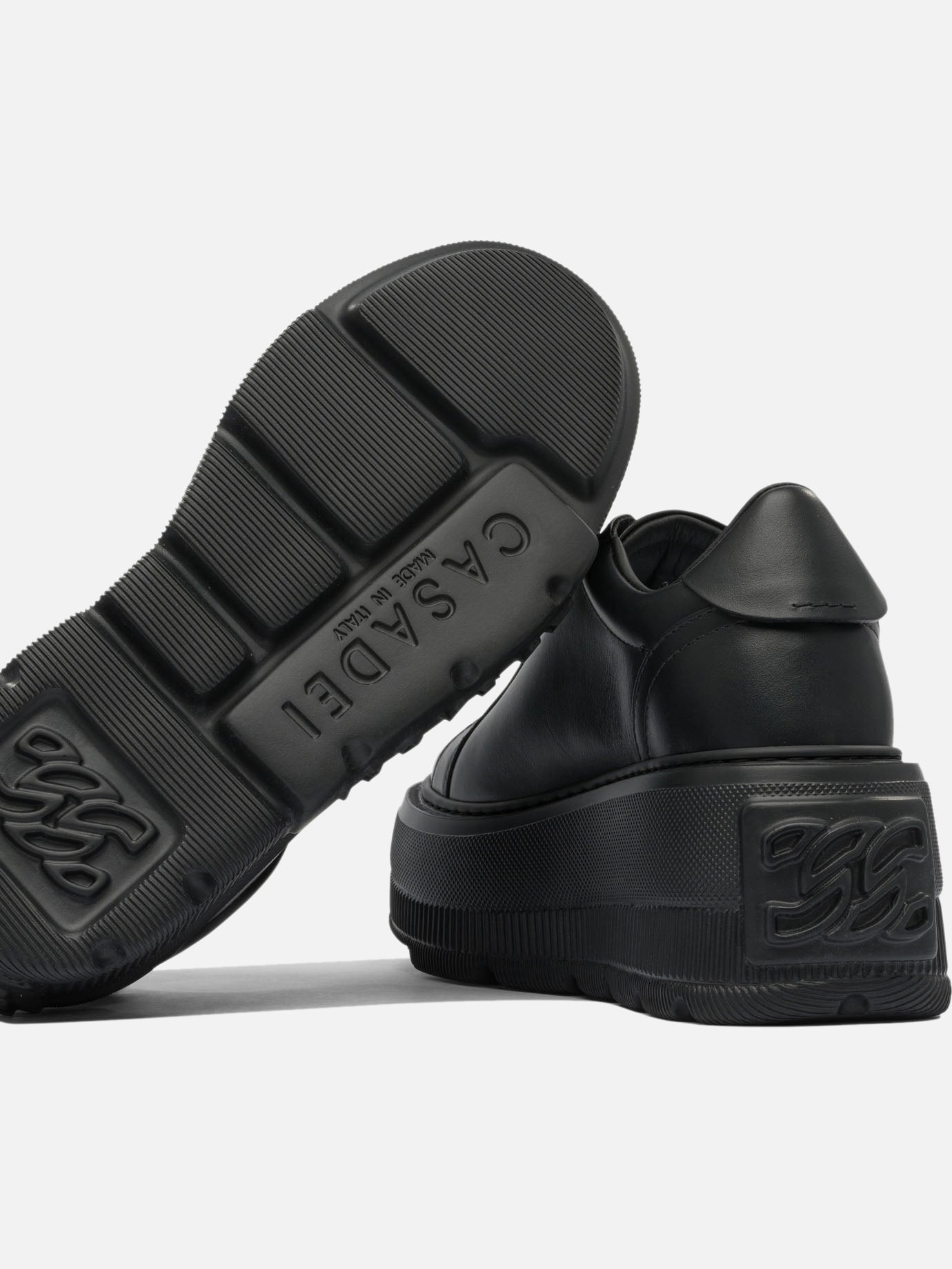 Sneaker basse 100% leather - 100% rubber  Nero - Casadei Donna | PDP | VIETTI Online Store | Zoom-Modal_5
