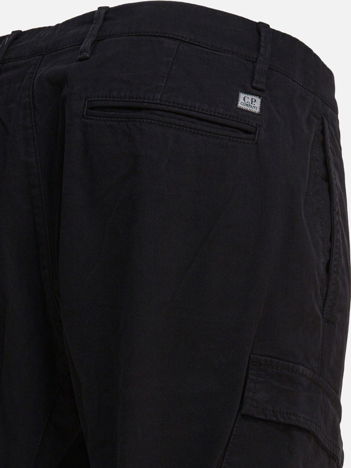 C.P. Company "Stretch Sateen" cargo pants Black - VIETTI