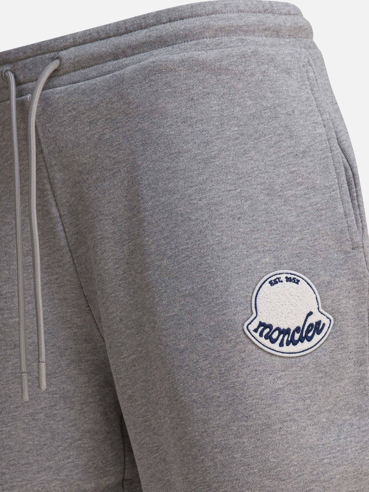 Moncler Cotton shorts with logo Grey - VIETTI