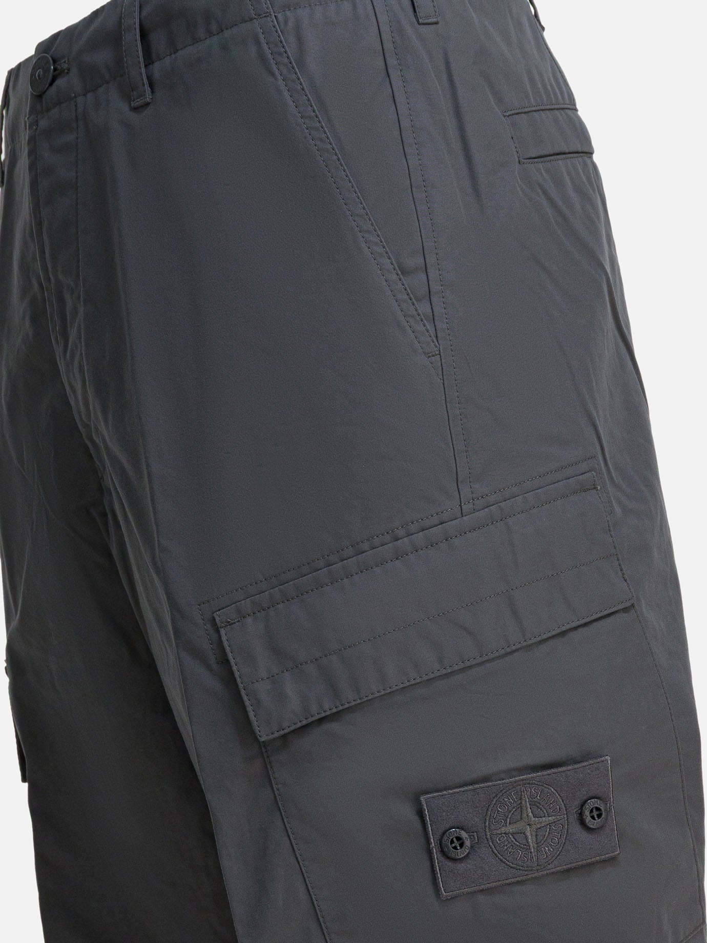 Cargo & parachute trousers Solid colour  Grey - Stone Island Men | PDP | VIETTI Online Store | Zoom-Modal_4

