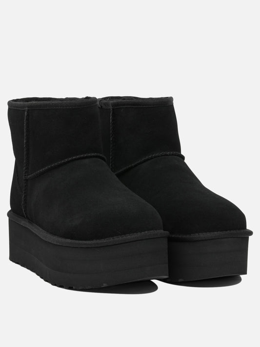 Pull-on boots 100% leather - 100% rubber  Black - Ugg Women | VIETTI Online Store | 2
