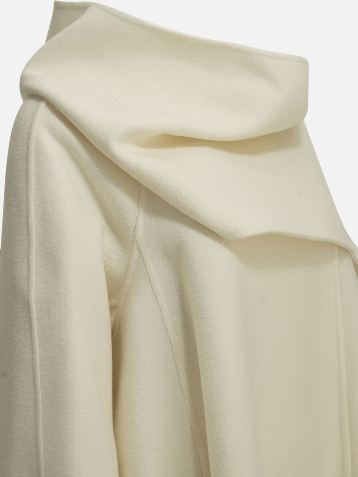 Alaïa Short coat with a wool scarf White

