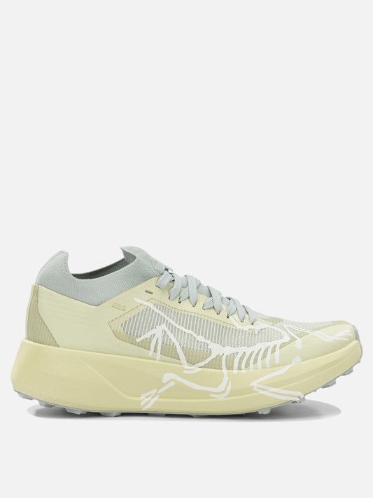 Arc'teryx "Sylan 2" Low-Top Sneakers Yellow

