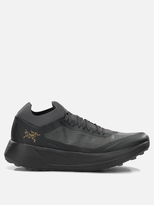 Arc'teryx "Sylan 2" Low-Top Sneakers Black

