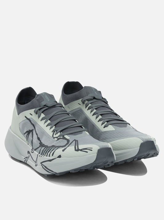 Arc'teryx "Sylan 2" Low-Top Sneakers Light blue


