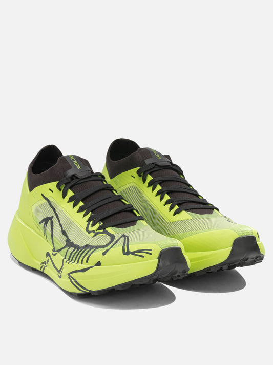 Arc'teryx "Sylan 2" Low-Top Sneakers Yellow

