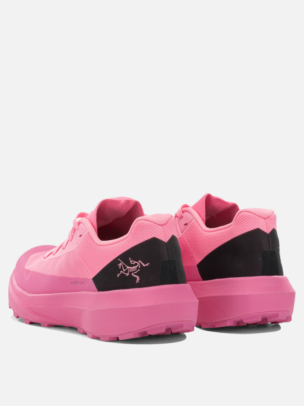 Arc'teryx "Norvan LD 4" Low-top sneakers Fuchsia - VIETTI